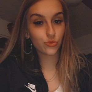 Meet your Posher, Kristina